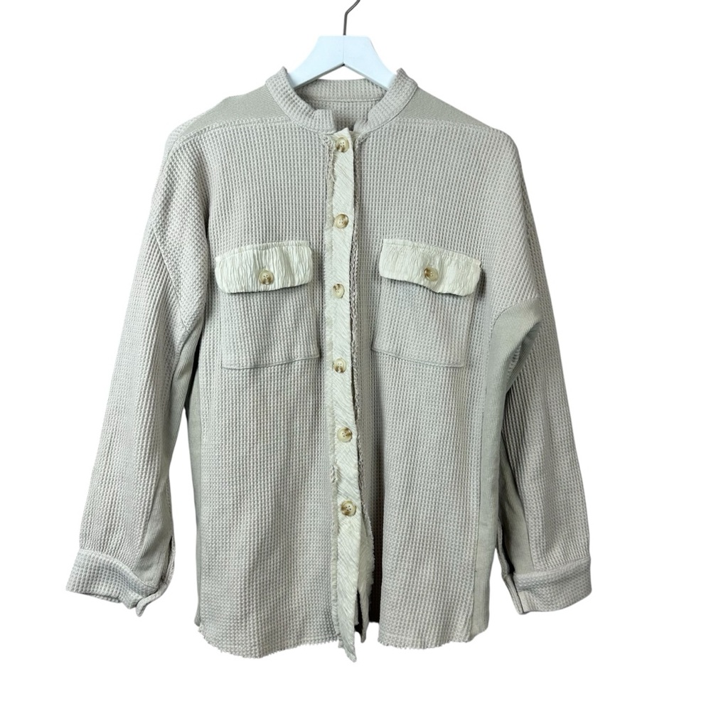 Chouyatou Beige Thermal Waffle Print Shacket Top Women Sz M
